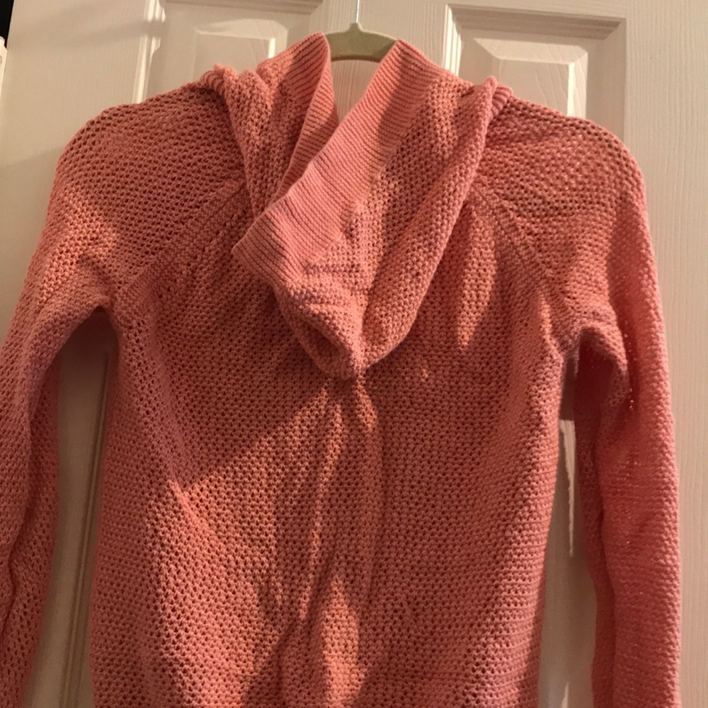 Top - Picture 2 of 3